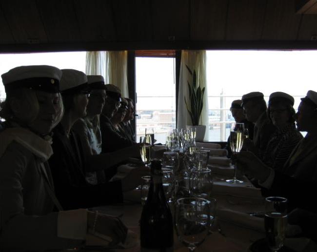 [Wappu Lunch at Palace]